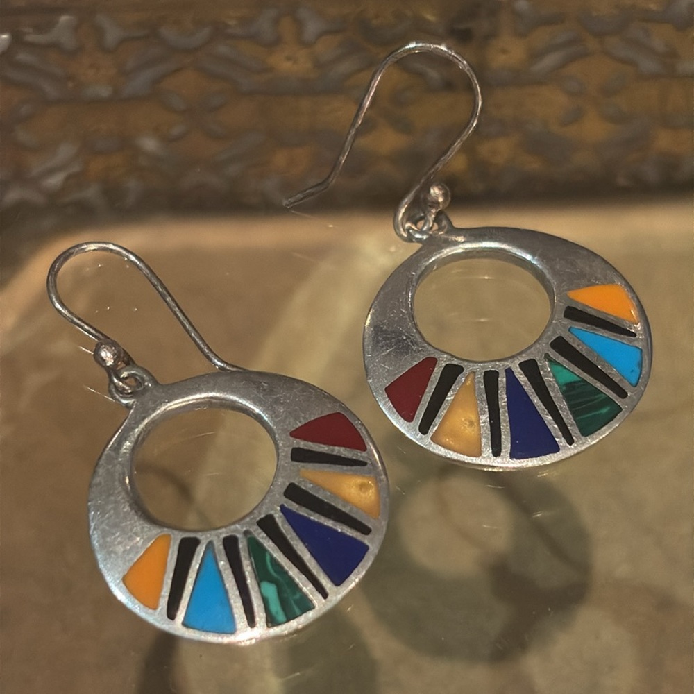 Vintage 1991 Zuni Inlay Radiant Silver Colorful Gemtone Circular Earrings